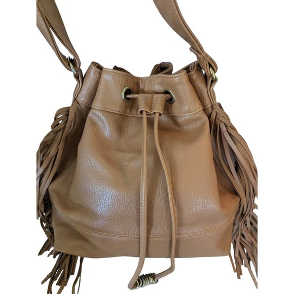 Aéropostale Handbags - Aeropostale Cognac Brown Faux Leather Bucket Crossbody Fringed Bag